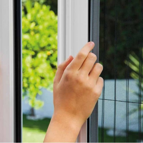 Moustiquaire plissée : protection anti-insectes pour fenêtres